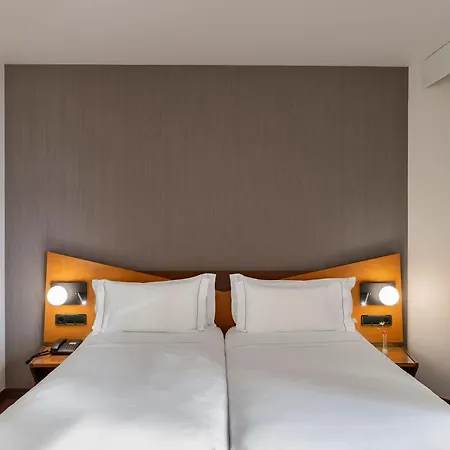 Hotel De L'isard 3*