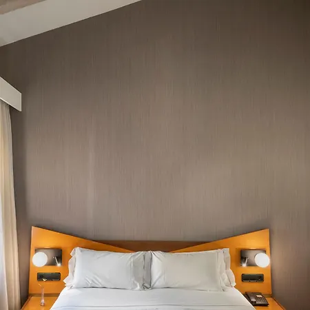 Hotel De L'isard 3*