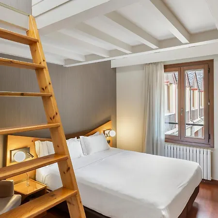 Hotel De L'isard Andorra la Vella