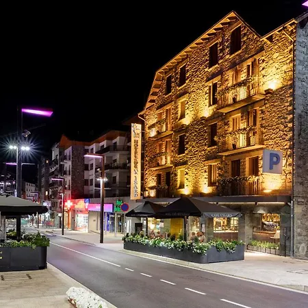 De L'isard 3* Andora (miasto)