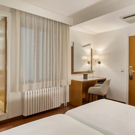 Hotel De L'isard Andorre-la-Vieille