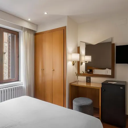 De L'isard Hotel Andora (miasto)