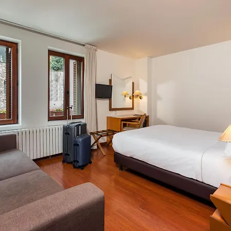 Hotel De L'isard Andorre-la-Vieille