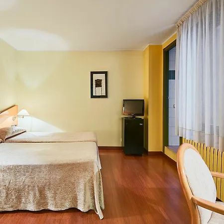 Hotel De L'isard Andora (miasto)