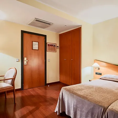 Hotel De L'isard Andora (miasto)